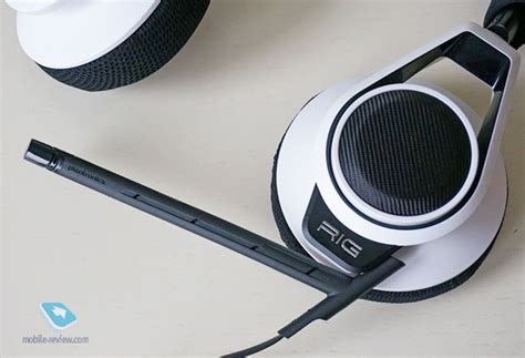 Mobile-review.com Обзор мультимедийной гарнитуры Plantronics Rig