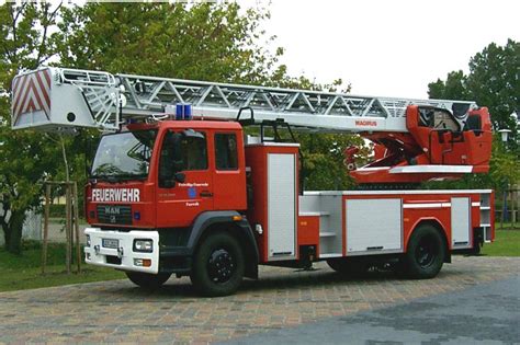 Drehleiter Korb DLK 23 12 Freiwillige Feuerwehr Pasewalk