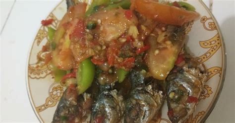 Resep 04 Ikan Asin Dencis Masak Cabe Merah Ijo Oleh Wulan Arum Cookpad