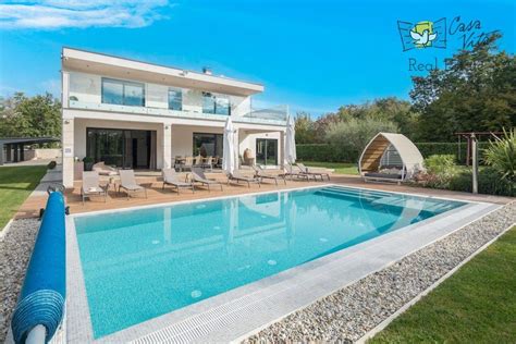 Luxus Haus mit 5 Zimmern zu verkaufen in Poreč Kroatien 127989880