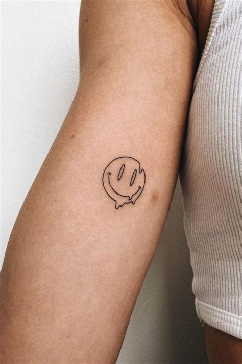 20 Cheerful Happy Face Tattoo Ideas Mom S Got The Stuff Face