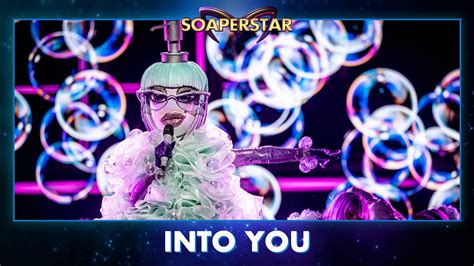 Soaperstar Into You The Masked Singer Seizoen Vtm Youtube