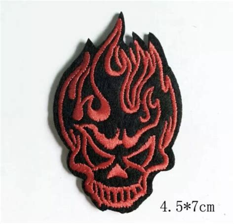 PATCH ECUSSON BIKER MOTARD TETE DE MORT FLAMME ROUGE THERMOCOLLANT EBay