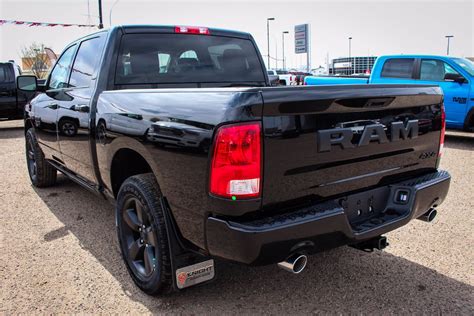 New 2019 Ram 1500 Classic Express Crew Cab 8 4 Touchscreen Back Up Camera Crew Cab Pickup In