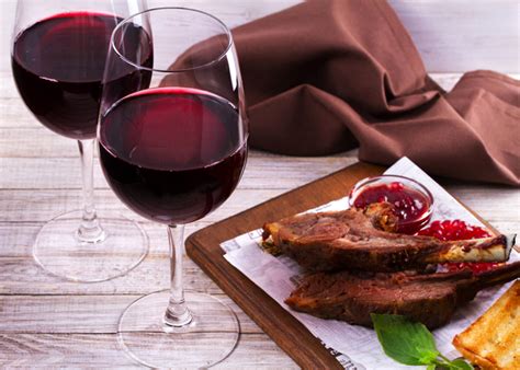 Vinho Merlot Combina Com O Que - Vinho Merlot combina com o quê? Saiba como harmonizar! - SaporeDiVino