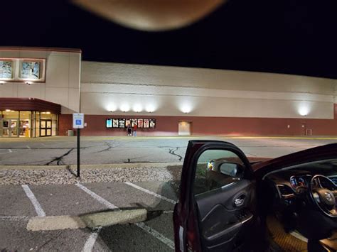 Movie Theater Cinemark 14 Mansfield Town Center Reviews And Photos