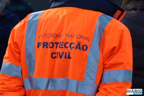 Proteção Civil alerta para mau tempo População recebeu sms de aviso