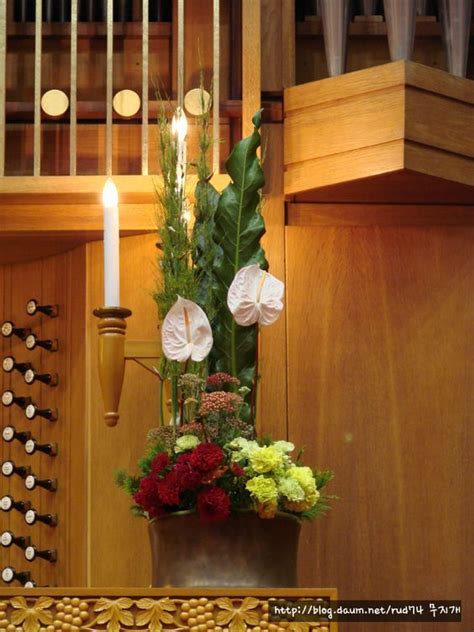 Best Emclc Church Altar Flower Arrangements Images On Pinterest