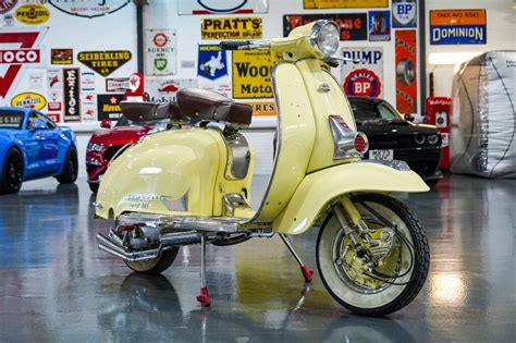 Lambretta Tv Series Scooter In Yellow