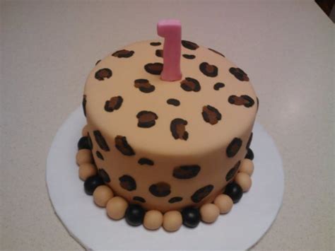 Butter Cream Cheetah Spots On Fondant CakeCentral