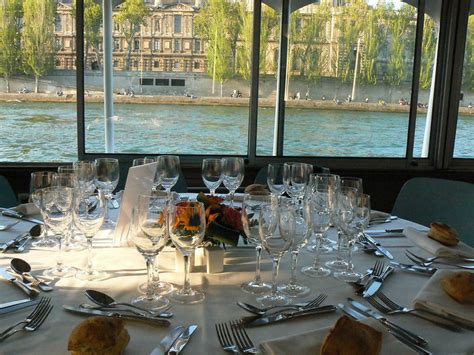 Stunning Seine River Cruises You Cannot Miss