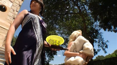 Teens Lecken Sich Im Freien Free Eating Pussy HD Porn 2b XHamster