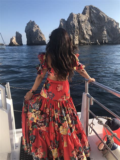 outfit for boat cruise