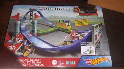 Mariokart Hot Wheels Circuit Slam Track Set
