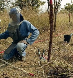 Explosivos N O Detonados Continuam A Causar V Timas No Huambo