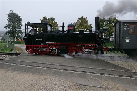 99 633 auf der wenige hundert Meter langen Fahrt zur Bereitstellung, um ...