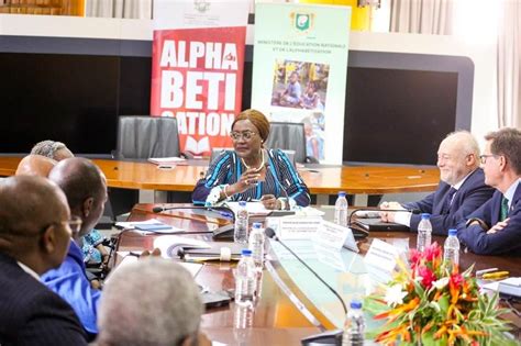 Rentrée 2024 2025 en Côte d Ivoire les DREN s engagent pour l