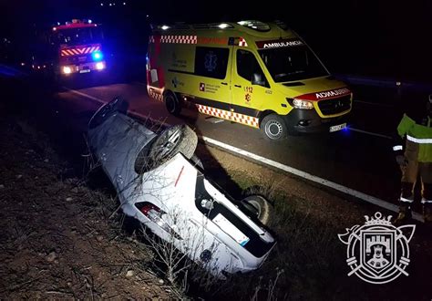 Accidente Causado Por Mal Tiempo En Burgos Deja Conductor Atrapado En