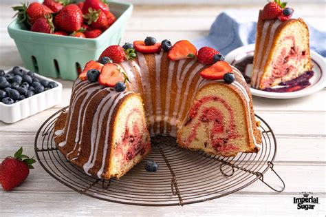 Strawberry Swirl Pound Cake With Blueberry Sauce Dixie Crystals