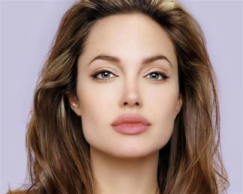 Conhe A Os Segredos De Maquiagem De Angelina Jolie Britney Spears E