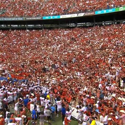 The Texas Crowd Was Rockin After The Longhorns 49 0 Win Over Oklahoma