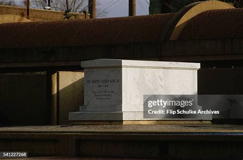 162 Tomb Of Martin Luther King Jr Stock Photos, High-Res Pictures, and ...