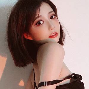 Yunij98 Nude Leaks Fapellas