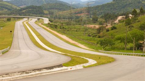 Conclusão do Viaduto do Contorno Viário em Biguaçu Reforça Antecipação