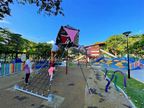 Marine Cove Playground At East Coast Park