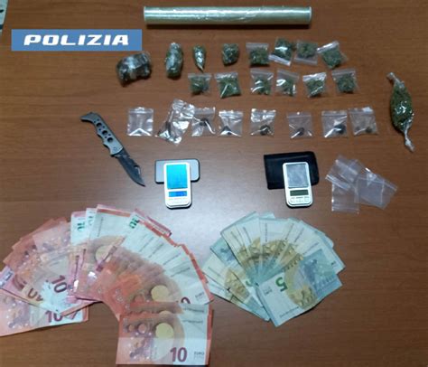 Soccavo Sorpreso Con La Droga Arrestato Napoli Village Quotidiano