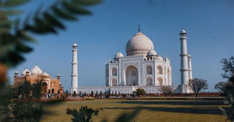 From Delhi Overnight Taj Mahal Agra City Tour By Car