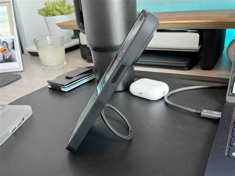 Hands-on: Zeera MagSafe Kickstand Case - 9to5Mac