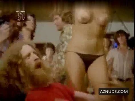 Fim De Festa Nude Scenes Aznude