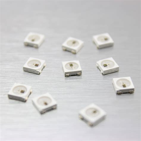 WS2812B – Addressable RGB LED – SMD – Pack of 10 | Artekit Labs