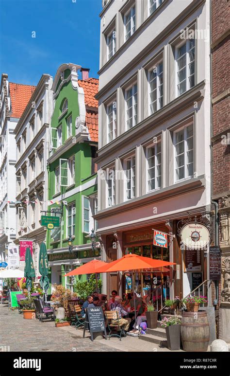 Caf S Und Bars An Der Historischen Deichstrasse Deichstra E In Der