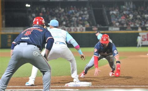 Algodoneros pinta de blanco a Águilas y toma ventaja en la serie