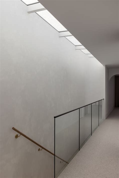 Browse the latest residential property listings in Highbury 31