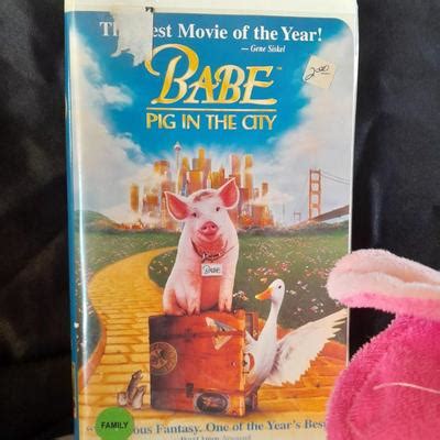 Talking Babe The Pig Plush Babe Collectible Vhs Tapes And A Plush Piggy Bank Estatesales Org