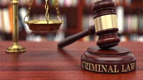 What Does A Criminal Defense Lawyer Do