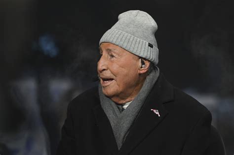 Lee Corso Makes First Headgear Pick Of 2024 College Football Season ...