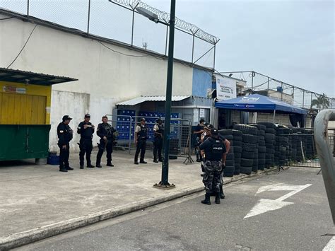 18 guías penitenciarios retenidos en un amotinamiento en la cárcel de