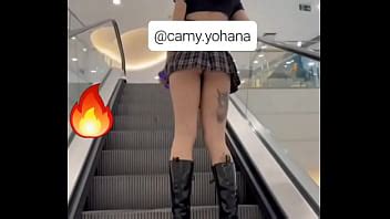 Passeio No Shopping XVIDEOS