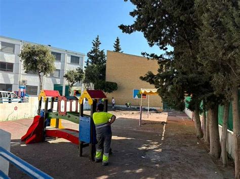 El Ayuntamiento De Albox Acomete Mejoras En El Colegio Virgen Del Saliente