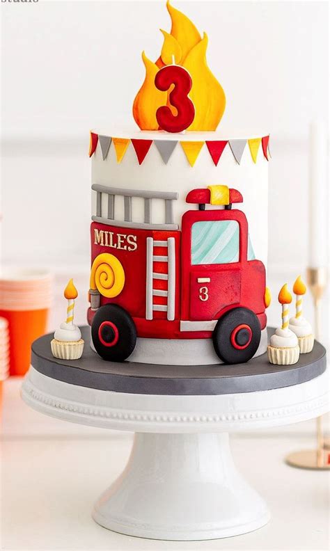 Firetruck cake | Firefighter birthday cakes, Firetruck birthday party ...