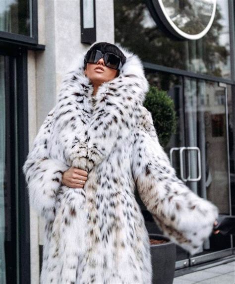 Pin By Ирина Морозова On Glass⭕⭕ Girls Fur Coat Fur Fashion Fur Outfits