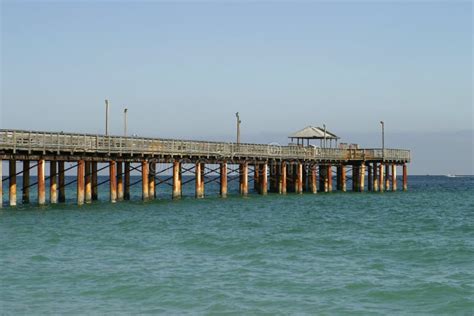 Vilano Beach Fishing Pier editorial image. Image of florida - 23058870