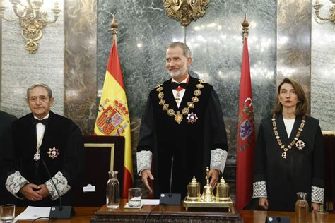 Felipe VI preside el acto de apertura del Año Judicial Vídeos EL PAÍS