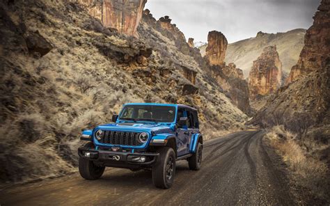 2024 Jeep Wrangler Gets Fresh Look, New Screen, More Off-Road ...