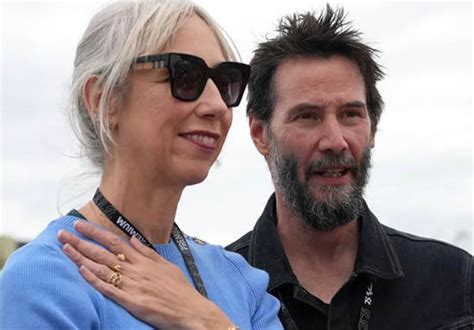 Keanu Reeves Y Su Novia Alexandra Grant En El MotoGP Alemania