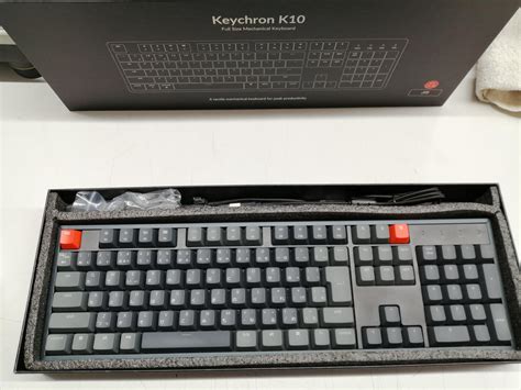 Used Keychron K10 K10J3 Wireless RGB Hot Swap Mechanical Wireless Wired Keyboard NIB UBB Threads